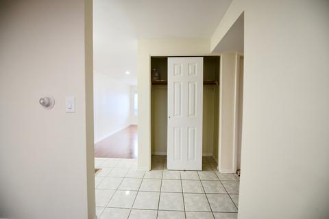 9386 Hamlin Ave, Des Plaines, IL 60016 photo 18