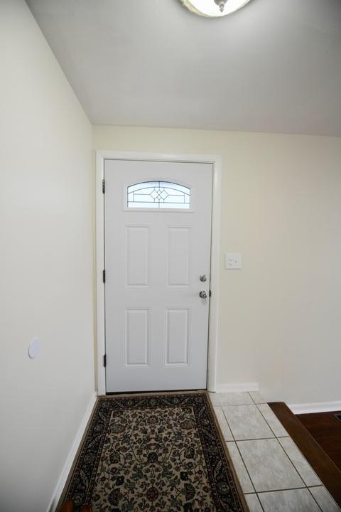 9386 Hamlin Ave, Des Plaines, IL 60016 photo 3