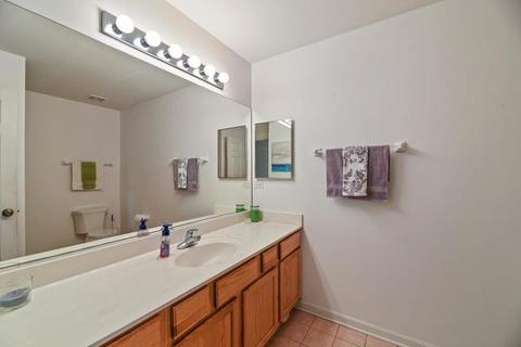 760 Eagle Brook Ln, Naperville, IL 60565 photo 14