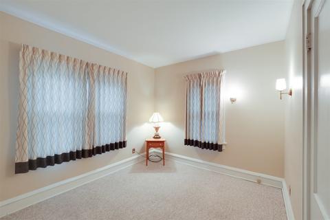 1220 E Jefferson St, Bloomington, IL 61701 photo 18