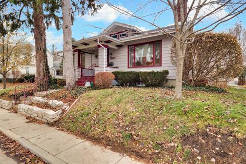 1220 E Jefferson St, Bloomington, IL 61701 photo 1