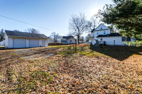108 W Jefferson St, Philo, IL 61864 photo 2