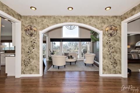 1806 Black Oak Dr, Mchenry, IL 60050 photo 2