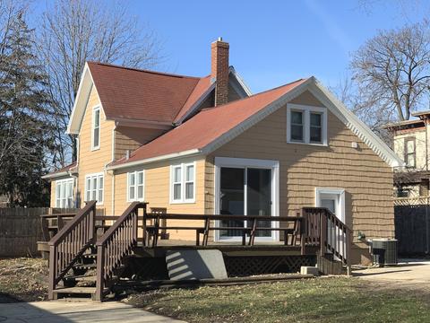 853 Saint John St, Elgin, IL 60120 photo 4