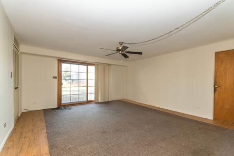 1080 Harrison Ln, Hoffman Estates, IL 60192 photo 9
