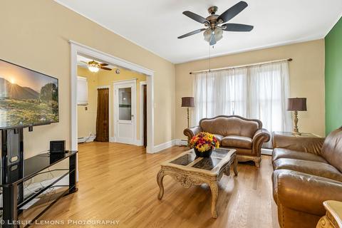 1765 W Devon Ave, Chicago, IL 60660 photo 3