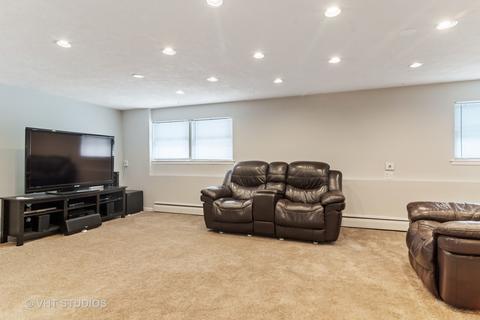 916 S Maple St, Mount Prospect, IL 60056 photo 12
