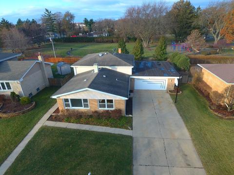 916 S Maple St, Mount Prospect, IL 60056 photo 1
