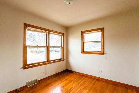 7706 Beloit Ave, Bridgeview, IL 60455 photo 11