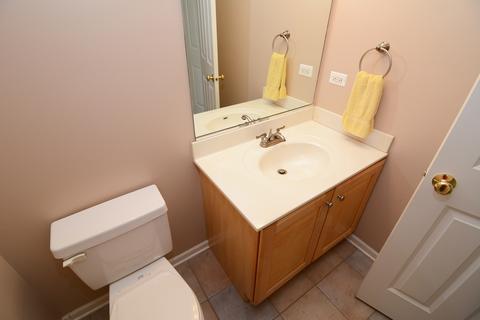 1232 Oakleaf Ct, Aurora, IL 60506 photo 18