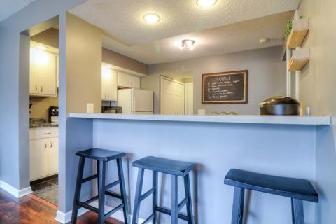 728 Higgins Rd, Champaign, IL 61822 photo 12