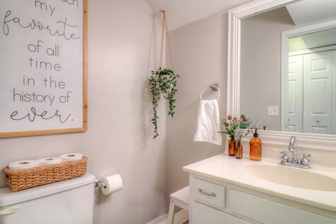 728 Higgins Rd, Champaign, IL 61822 photo 15