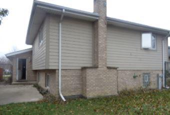 7105 Sholer Ave, Bridgeview, IL 60455 photo 3