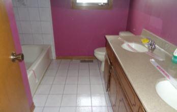 7105 Sholer Ave, Bridgeview, IL 60455 photo 9