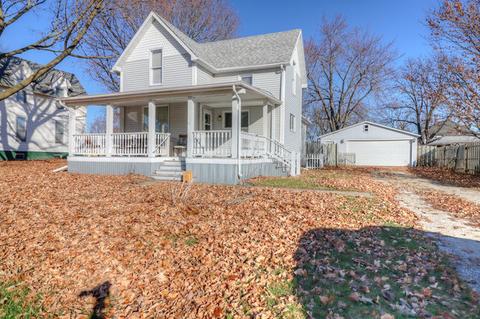 441 E Orleans St, Paxton, IL 60957 photo 1