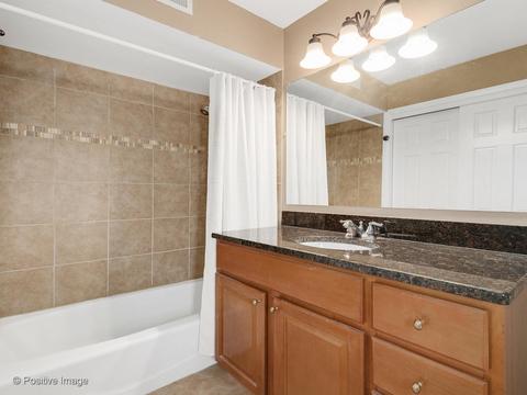 206 Chaucer Ct, Willowbrook, IL 60527 photo 20