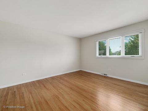 206 Chaucer Ct, Willowbrook, IL 60527 photo 24