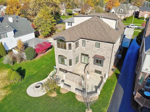 232 E South St, Elmhurst, IL 60126 photo 4