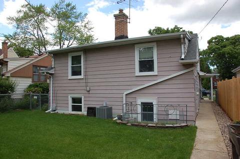 641 Yale Ct, Des Plaines, IL 60016 photo 14