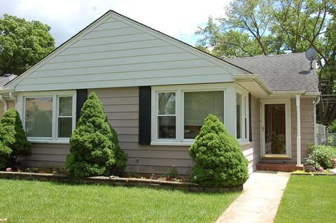 641 Yale Ct, Des Plaines, IL 60016 photo 1