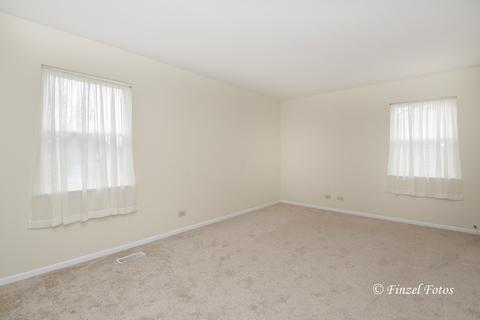1745 Thorneapple Ln, Algonquin, IL 60102 photo 6