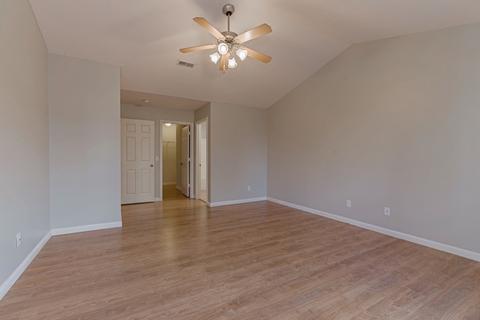 1300 Ogelthorpe Ave, Normal, IL 61761 photo 20