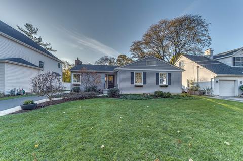 814 N Scott St, Wheaton, IL 60187 photo 1