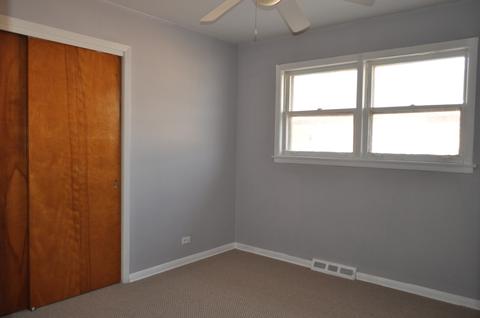 1871 Ash St, Des Plaines, IL 60018 photo 10