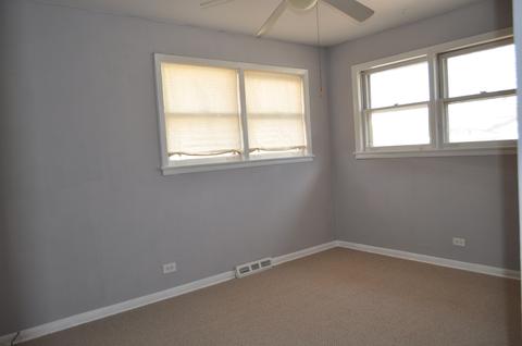 1871 Ash St, Des Plaines, IL 60018 photo 9
