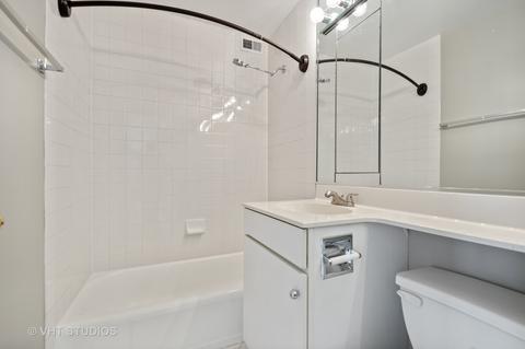 33 E Cedar St #18D, Chicago, IL 60611 photo 9