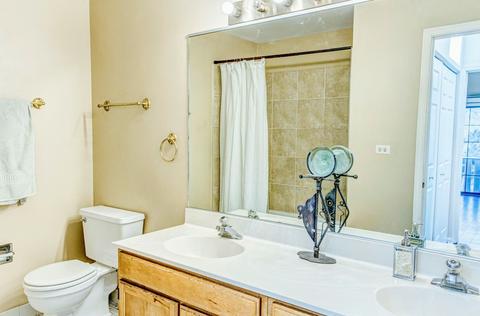 1935 Gresham Cir, Wheaton, IL 60189 photo 17