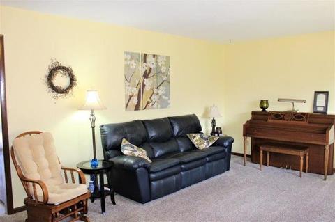 803 Keith Dr, Morrison, IL 61270 photo 6