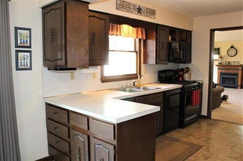 803 Keith Dr, Morrison, IL 61270 photo 8