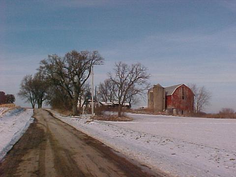 10810 Weidner Rd, Harvard, IL 60033 photo 2