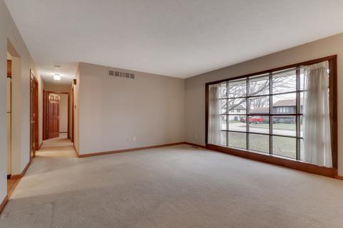 1714 Tompkins Dr, Normal, IL 61761 photo 18