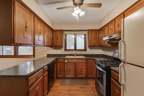 1714 Tompkins Dr, Normal, IL 61761 photo 12