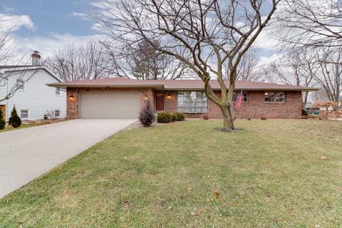 1714 Tompkins Dr, Normal, IL 61761 photo 2