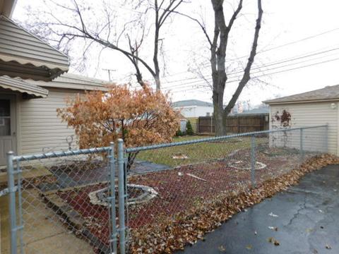 14336 Keating Ave, Midlothian, IL 60445 photo 5