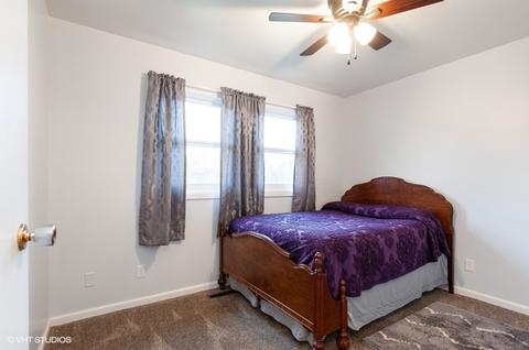 1015 Althoff Dr, Mchenry, IL 60051 photo 6
