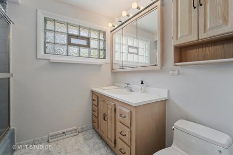 1137 Pfingsten Rd, Glenview, IL 60025 photo 18