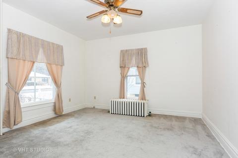 421 E 16th St, Lockport, IL 60441 photo 2