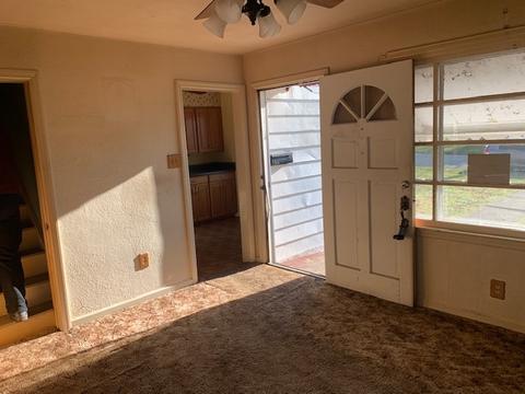 220 E 4th St, Lockport, IL 60441 photo 3