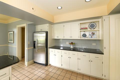 949 Golfview Rd, Glenview, IL 60025 photo 8
