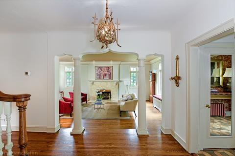 949 Golfview Rd, Glenview, IL 60025 photo 3
