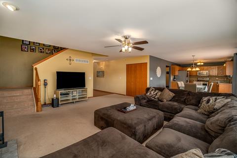 1806 Burshire Dr, Plainfield, IL 60586 photo 3