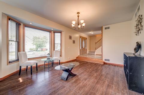 2010 Vermette Cir, Plainfield, IL 60586 photo 3