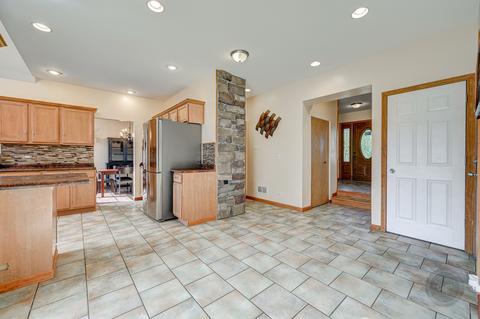 2010 Vermette Cir, Plainfield, IL 60586 photo 5