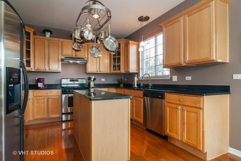 579 Declaration Ln, Aurora, IL 60502 photo 6