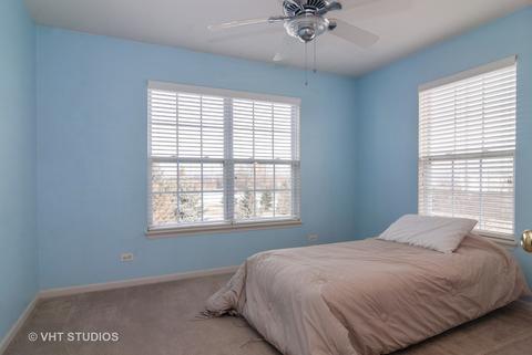 579 Declaration Ln, Aurora, IL 60502 photo 14