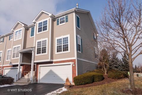 579 Declaration Ln, Aurora, IL 60502 photo 1